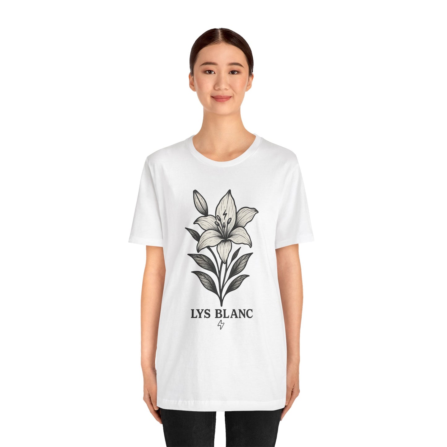 White lily floral short sleeve T 🪄