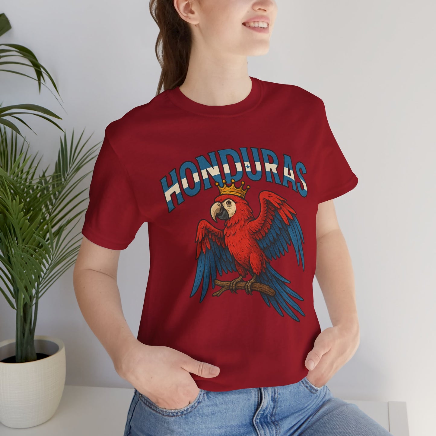 Macaw Unisex Jersey short tee